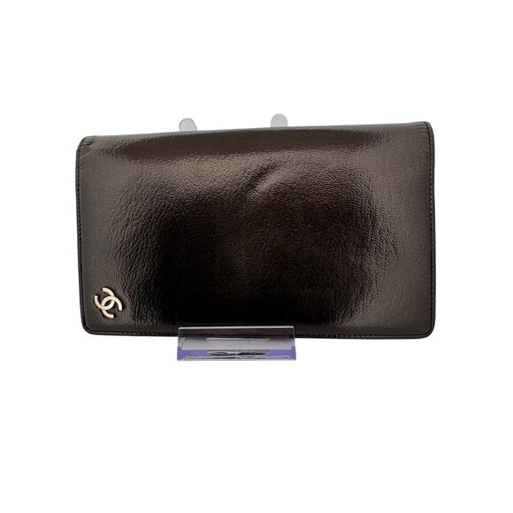 Chanel Patent Leather Long Wallet with Silver CC Logo - Picture 1 of 6